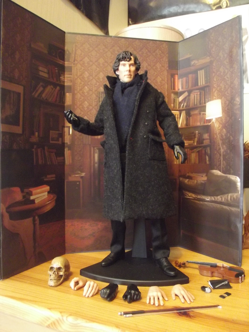 Illustration for article titled The Consulting Detective, consulting my desk